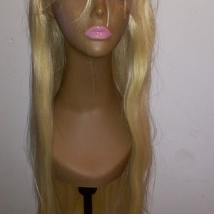 Lace front 22 inch long synthetic wig